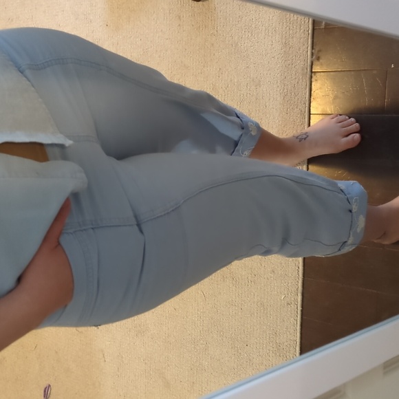 5 for $30 - Vintage Embroidered set - Picture 4 of 8